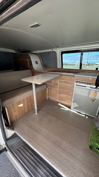 Volkswagen Transporter T5 2010