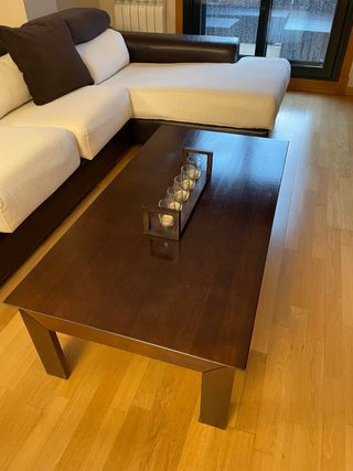 Mesa de centro de madera marrón