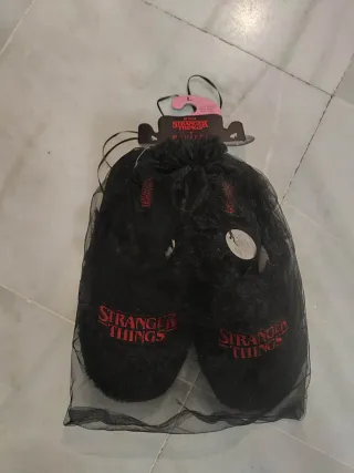 Zapatillas Stranger Things Talla L