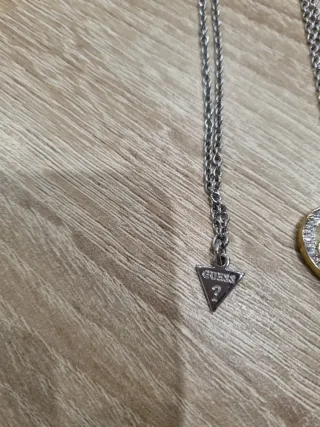 Collar Guess Corazón Llave Dorado y Plateado