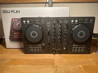 Controladora DJ Pioneer FLX4 Negra