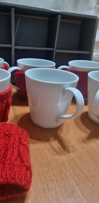 Set 6 Tazzine Amadeus con fodera rossa