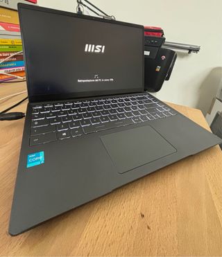 MSI portatile computer Windows 11 + Office