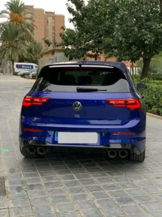Volkswagen Golf 2021