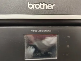 Impresora Brother MFC-J5320DW Negra40