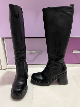 Botas altas negras con plataforma