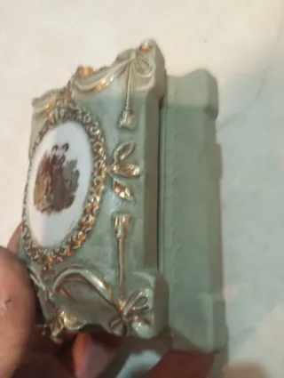 Joyerito antiguo decorativo