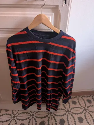 Camiseta manga larga rayas azul y roja talla M