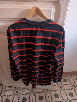 Camiseta manga larga rayas azul y roja talla M