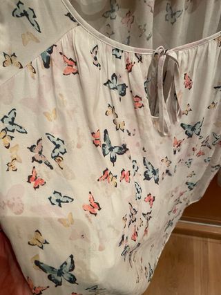 Blusa Bershka Mariposas Talla XS