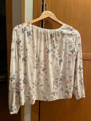 Blusa Bershka Mariposas Talla XS