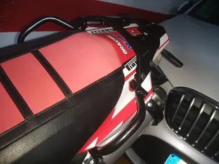 Portabaúl Yamaha XT660 con anclajes SW MOTECH