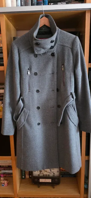 Abrigo gris de paño