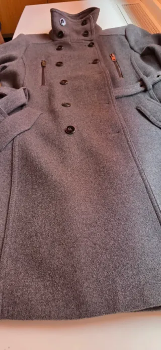 Abrigo gris de paño