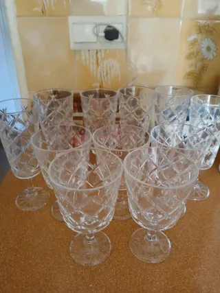 3 juegos de copas de cristal tallado