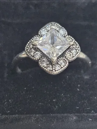 Anillo Pandora Plata Cristal talla 56