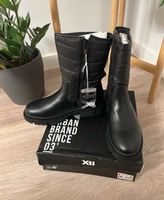 Botas Xti Negras Nuevas