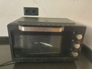 Horno eléctrico negro