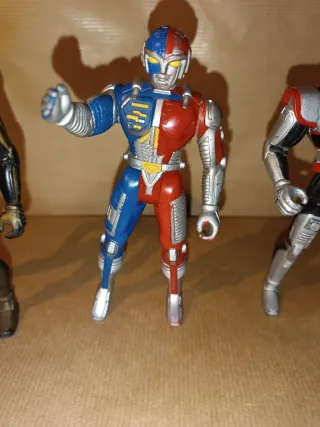 PACK 4 FIGURAS VR TROOPERS DE SABAN KENNER