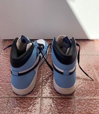 Jordan Air  Azul y Blanco