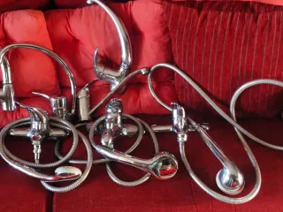 Lotes de grifos de metal