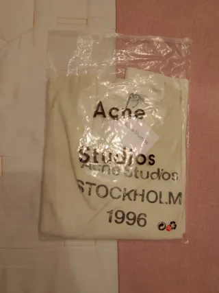 Camiseta Acne Studios Stockholm 1996 Beige