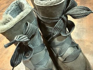 Botas UGG Classic Femme Lace-Up topo