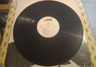 LP de La Unión: "Vivir Al Este Del Edén" (1988)