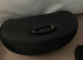 Gafas Oakley Negras con Estuche