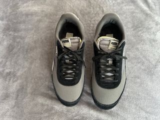 Zapatillas Puma Future Rider grises y negras