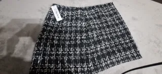 Falda estampada cuadros blanco y negro