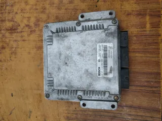 Centralita ECU Bosch Renault Trafic