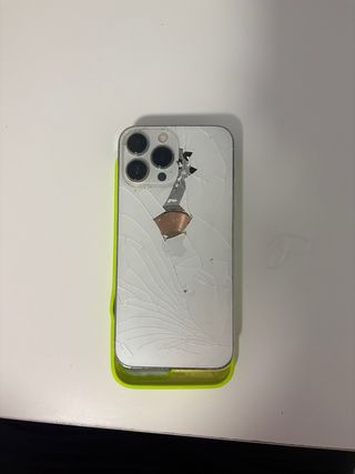 iPhone 13 Pro Max blanco 400 con cargador original