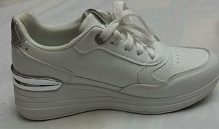 Zapatillas Blancas y Plateadas Mujer