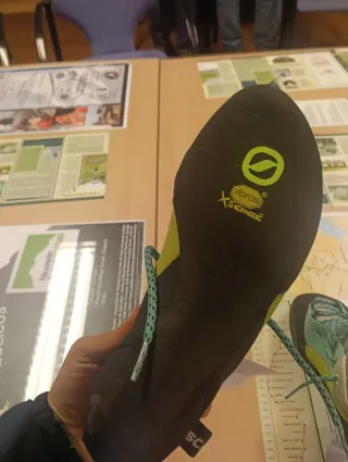 Pies de gato escalada Carpa Maestro 35.5