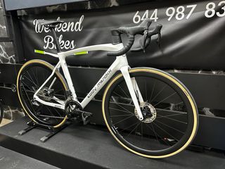 BICICLETA DE CARRETERA Eddy Merckx 525