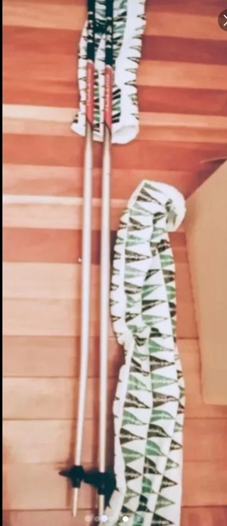 Palos de Ski Nieve 125 cm.  1 vez usado una puesta