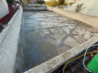 albañil, fontanero, electricista