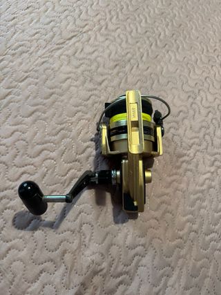 Carrete Daiwa GS9 MILLIONMAX Dorado.
