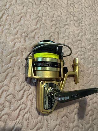 Carrete Daiwa GS9 MILLIONMAX Dorado.
