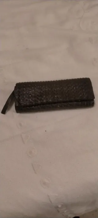 Cartera Mango Piel Trenzada Negra/Marrón