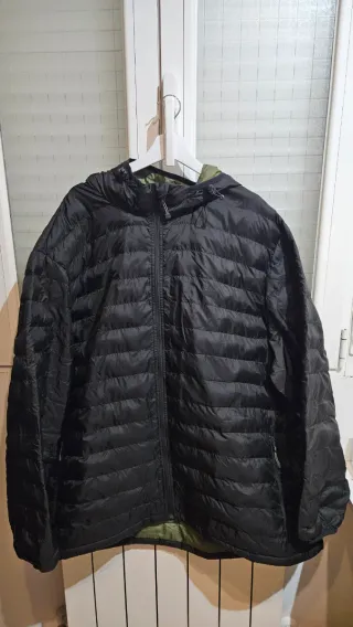 Chaqueta plumas Levi's acolchada negra y verde