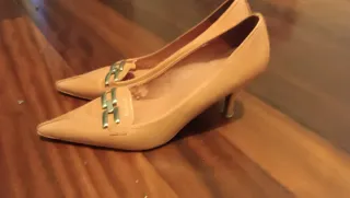 Zapatos de tacón mujer color camel