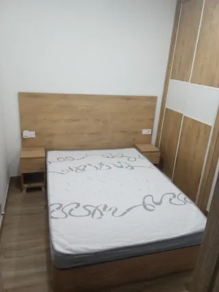 Se alquila 2 habitaciones