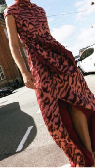 Vestido estampado Redondo Brand