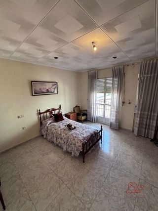 Casa en venta en Herencia