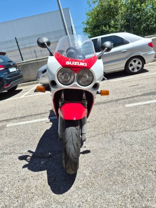 Suzuki GSX-R 750