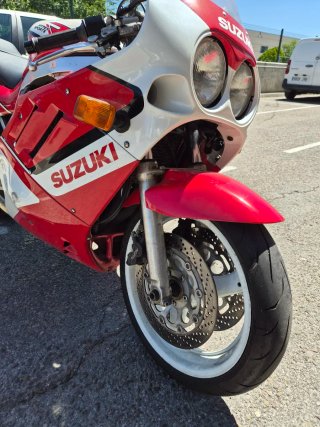 Suzuki GSX-R 750