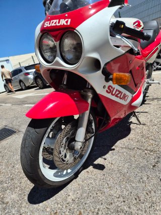 Suzuki GSX-R 750