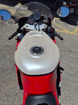 Suzuki GSX-R 750